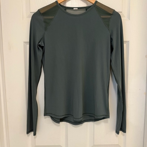 EUC lululemon Sculpt Long-Sleeve Shirt - Picture 1 of 9